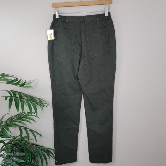NWT Allison Daley | Petite Olive Green Jeans Straight Tapered Leg Size 6P - Picture 2 of 4